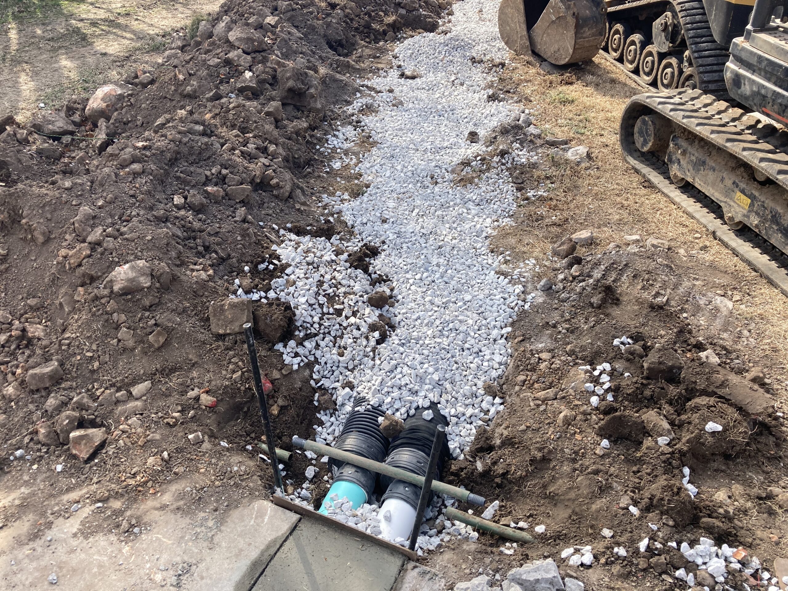 REPLACING WATER LINE TO HARDEE'S